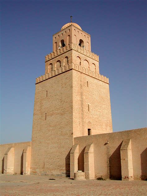 minaret definition